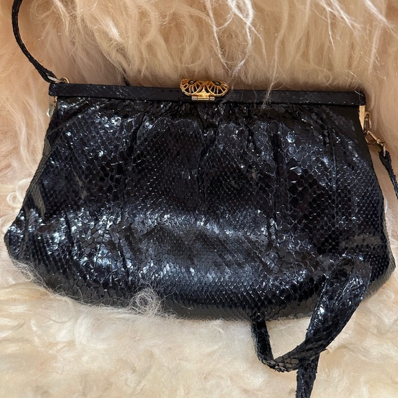 Vintage Mannelli Florence evening bag.